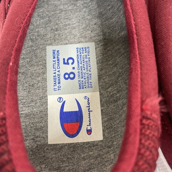 Champion Rally Slip On Athletic Shoes‎ sz 8.5 Red - Picture 6 of 8